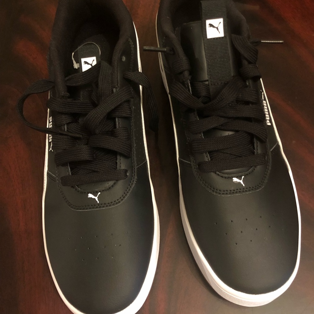 Puma men’s Shuffle sneakers